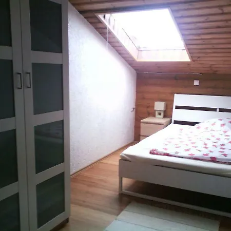 Flats-4u - Cosy, Quiet & Clean Flats In The Apartmán Bonn