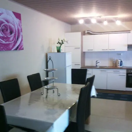Flats-4u - Cosy, Quiet & Clean Flats In The Apartmán *